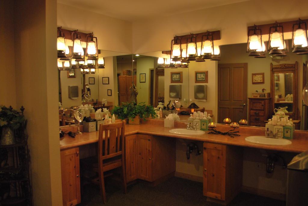 Resort Double Eagle And June Lake